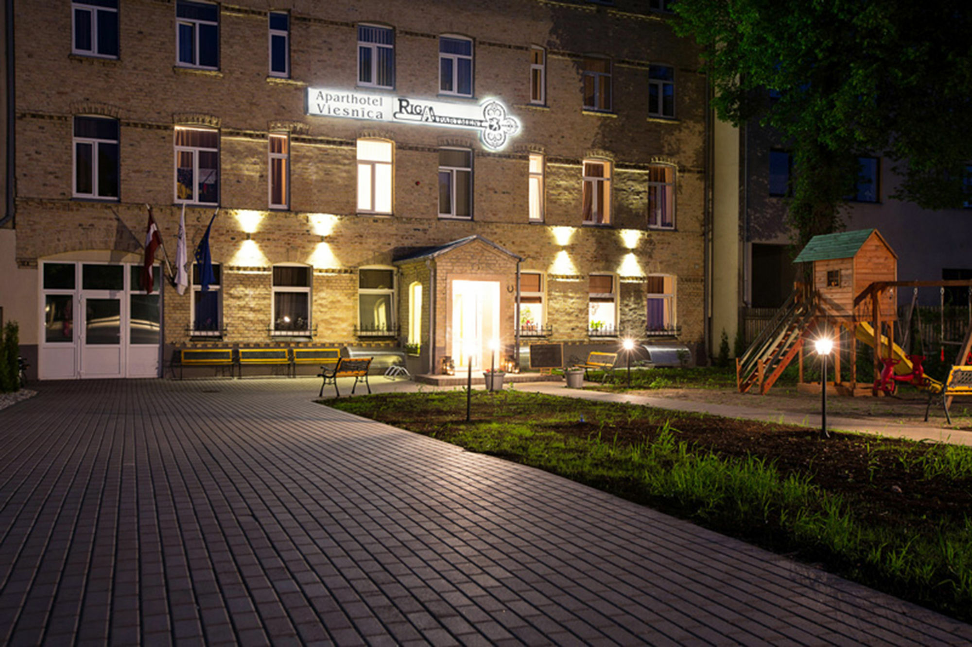 Rigaapartment Sonada Family Aparthotel - Private Parking Eksteriør billede